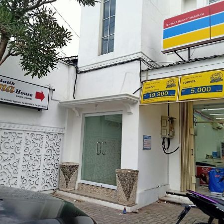 日惹 Batik Oma House酒店 外观 照片